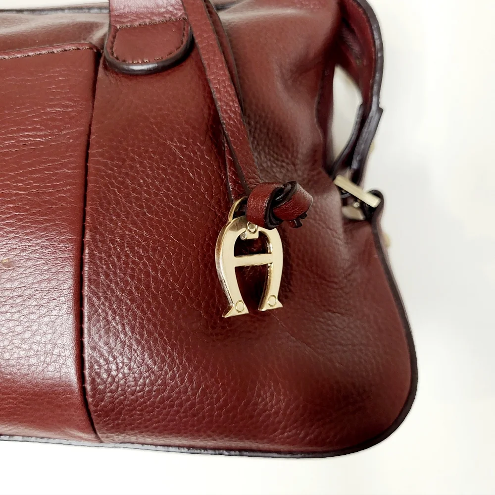 Vintage Etienne Aigner Leather Shoulder Bag - Picture 5 of 16